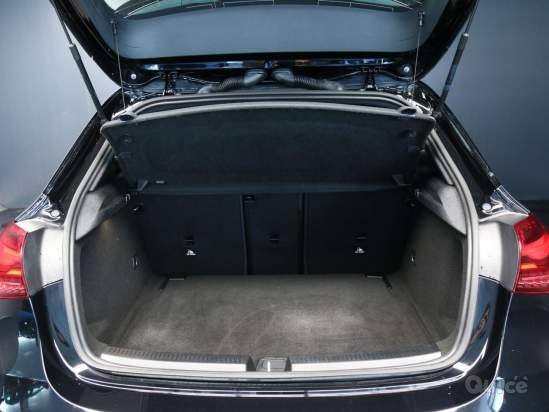 MERCEDES-BENZ A 180 foto-1563491