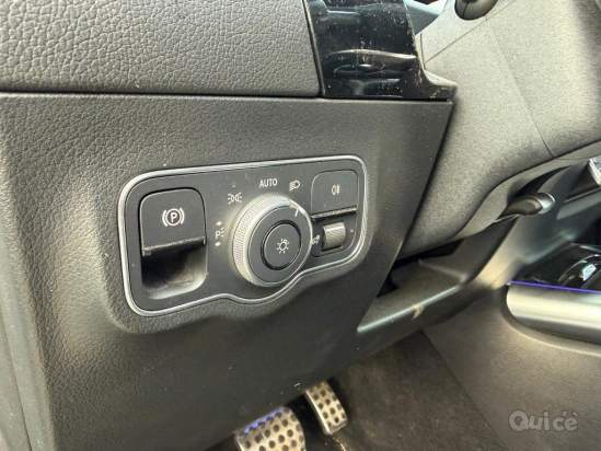 MERCEDES-BENZ GLA 180 foto-1568752