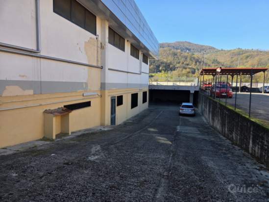 Magazzino in affitto a Aulla (Massa-Carrara) foto-1584239