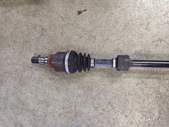 Semiasse dx  TOYOTA YARIS 998cc benz 2016 foto-1588965
