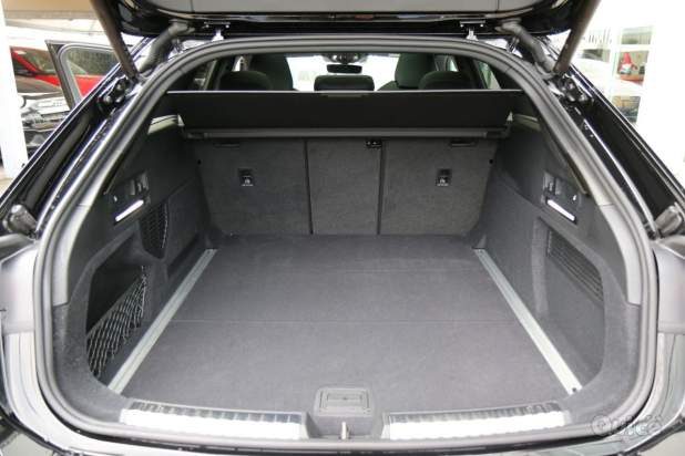 AUDI A6 foto-1589603