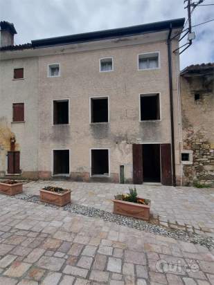 PORZIONE DI CASA a Tarzo foto-1590097