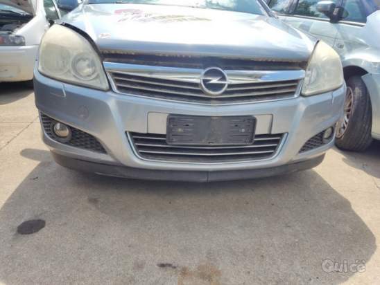 Paraurti anteriore OPEL ASTRA H del 2008 foto-271247