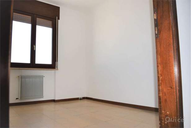 PONZANO V.to CAPANNONE + APPARTAMENTO POS527 a Ponzano Veneto foto-1593511