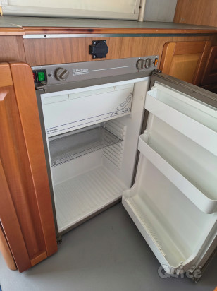 Camper usato 6 metri 6 posti omologato per 7 foto-1594806