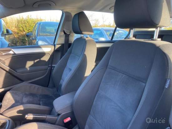 VOLKSWAGEN Golf foto-1596431
