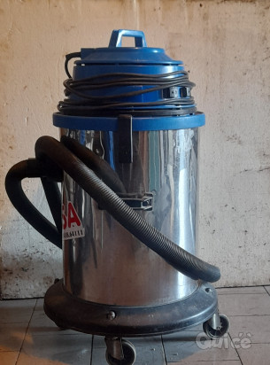 Arredamento per magazzino o negozio foto-1600411