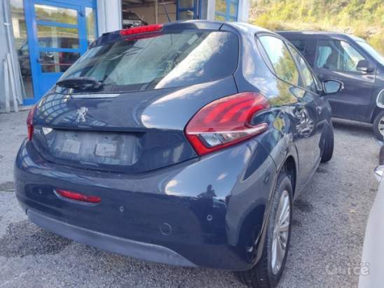 Ricambi PEUGEOT 208 1199cc benzina  del 2017 foto-1602469
