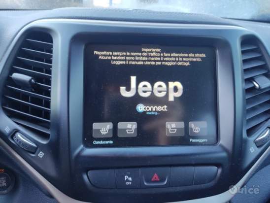 Autoradio JEEP CHEROKEE del 2015 foto-273667