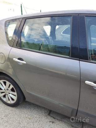 Porta posteriore dx RENAULT SCENIC del 2010 foto-273856