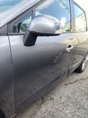 Porta anteriore sx nuda RENAULT SCENIC  del 2010 foto-1603715