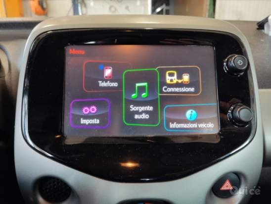 Autoradio PEUGEOT 108  del 2016 foto-273906