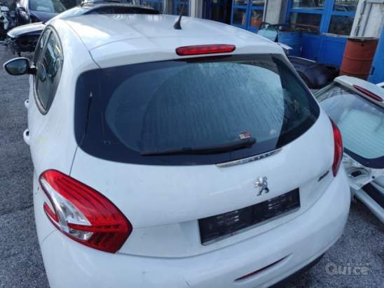 Portellone nudo PEUGEOT 208  del 2012 foto-1606415