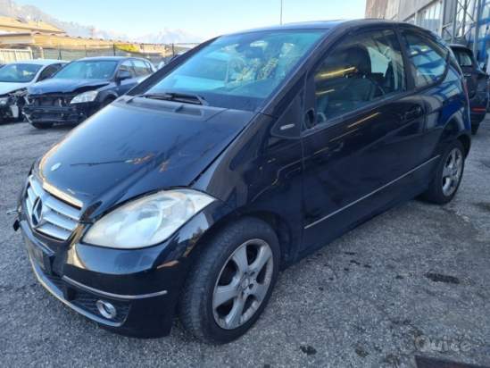 Ricambi MERCEDES-BENZ CLASSE A 160 1991cc diesel del 2010 foto-274295