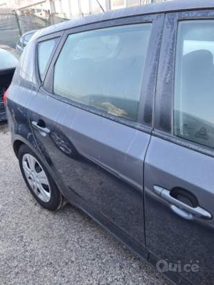 Porta posteriore dx KIA CEE'D  del 2009 foto-274632
