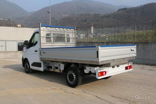 NISSAN Interstar foto-1609438