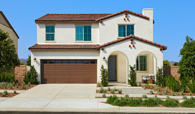 Ang Lapis ay isa sa tatlong maingat na dinisenyong floor plan ng Richmond American na available sa Tesoro sa Terramor sa Corona, California.