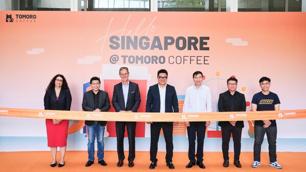 TOMORO COFFEE resmi membuka toko pertamanya di Singapura