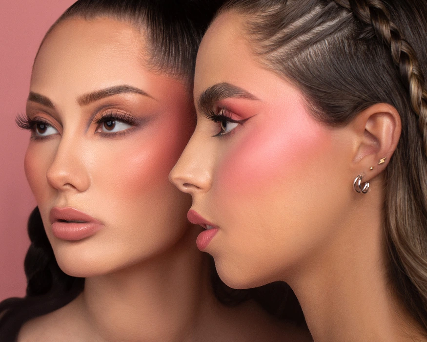 Domina el arte del blush: Tu mejor aliado en el maquillaje