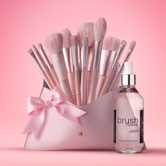 kit-pink-brushes