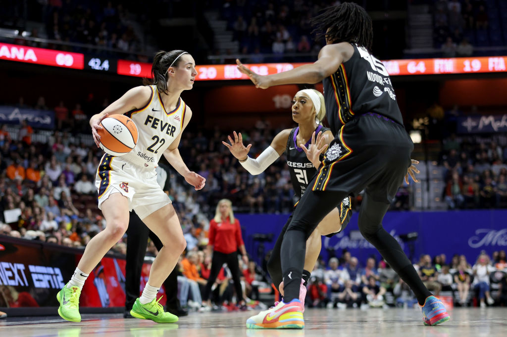 การเปิดตัว WNBA ที่ผิดหวังของ Caitlin Clark จะไม่หยุดพลังของการแข่งขันบาสเกตบอลหญิง