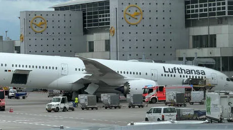 Boeing 787 ลดจมูกลงพื้นสนามฟรังค์ฟอร์ท: ปัญหาความปลอดภัยที่ค้างคืนของบริษัท