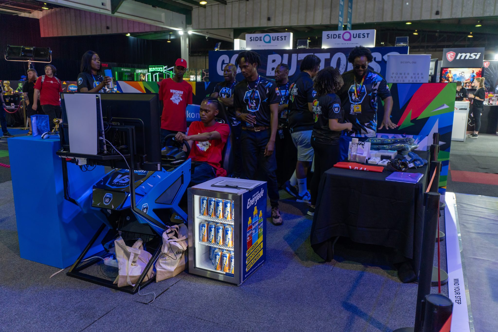 JR Comicon78 2048x1365 JR Comicon78 2048x1365