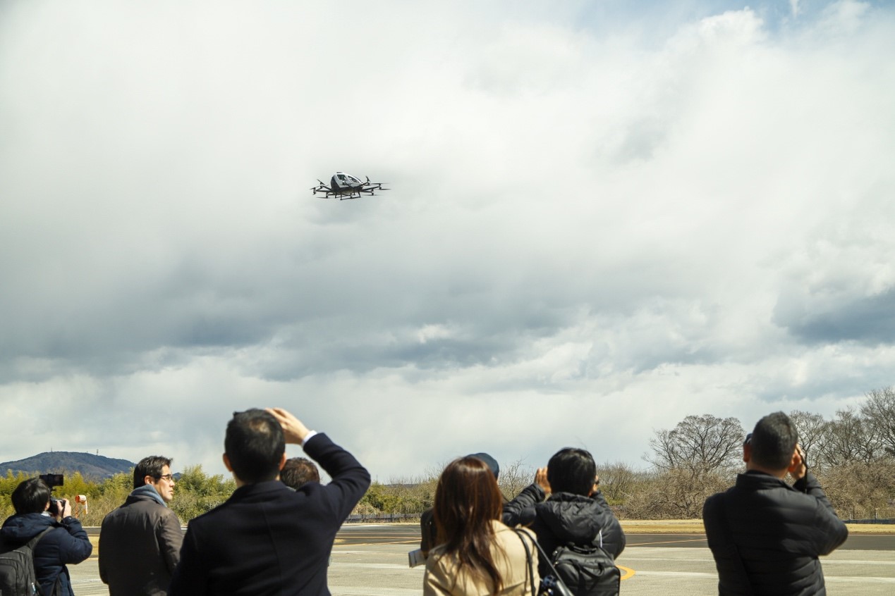 無駕駛 eVTOL EH216-S 成功完成了其在日本關東地區的首次飛行