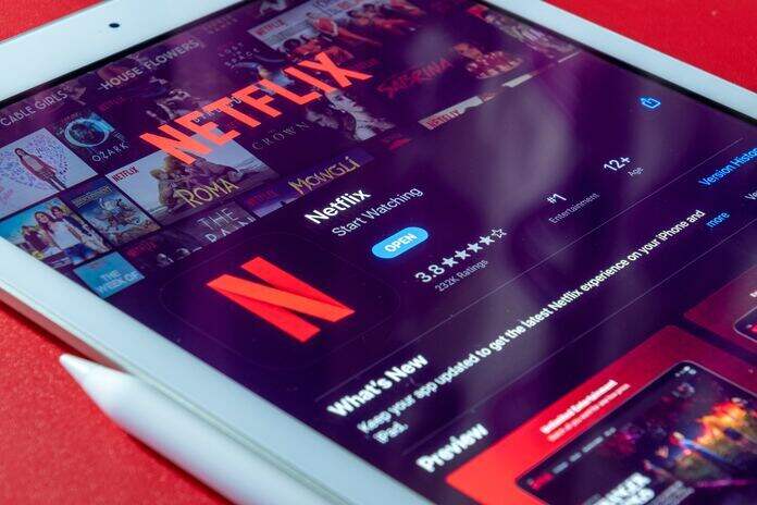 Netflix強勁第三季業績:買入或賣出的考量