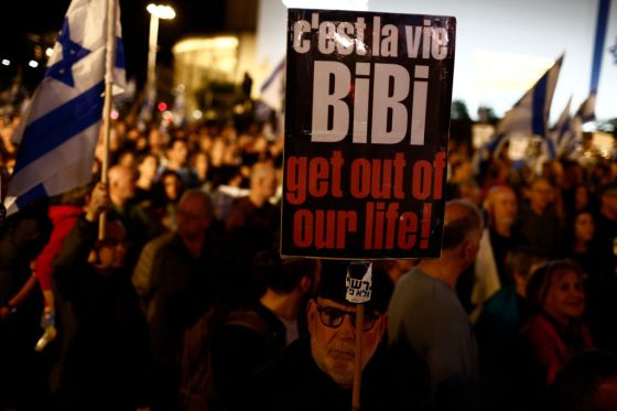 Anti-Government Protest as Prime Minister Netanyahu Boxed in by Pressure Over War