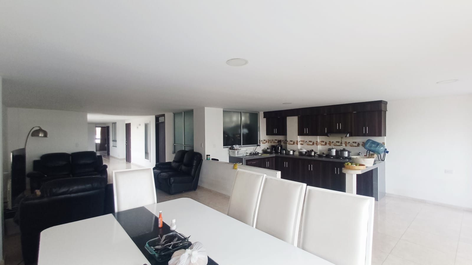 Amplio apartamento Barrio Obrero 143m2