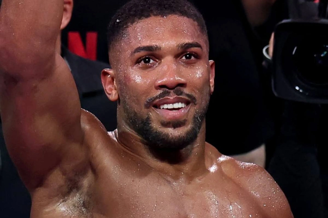 Anthony Joshua Invocado em Drama de Rodovia: Duas Vidas Perdidas