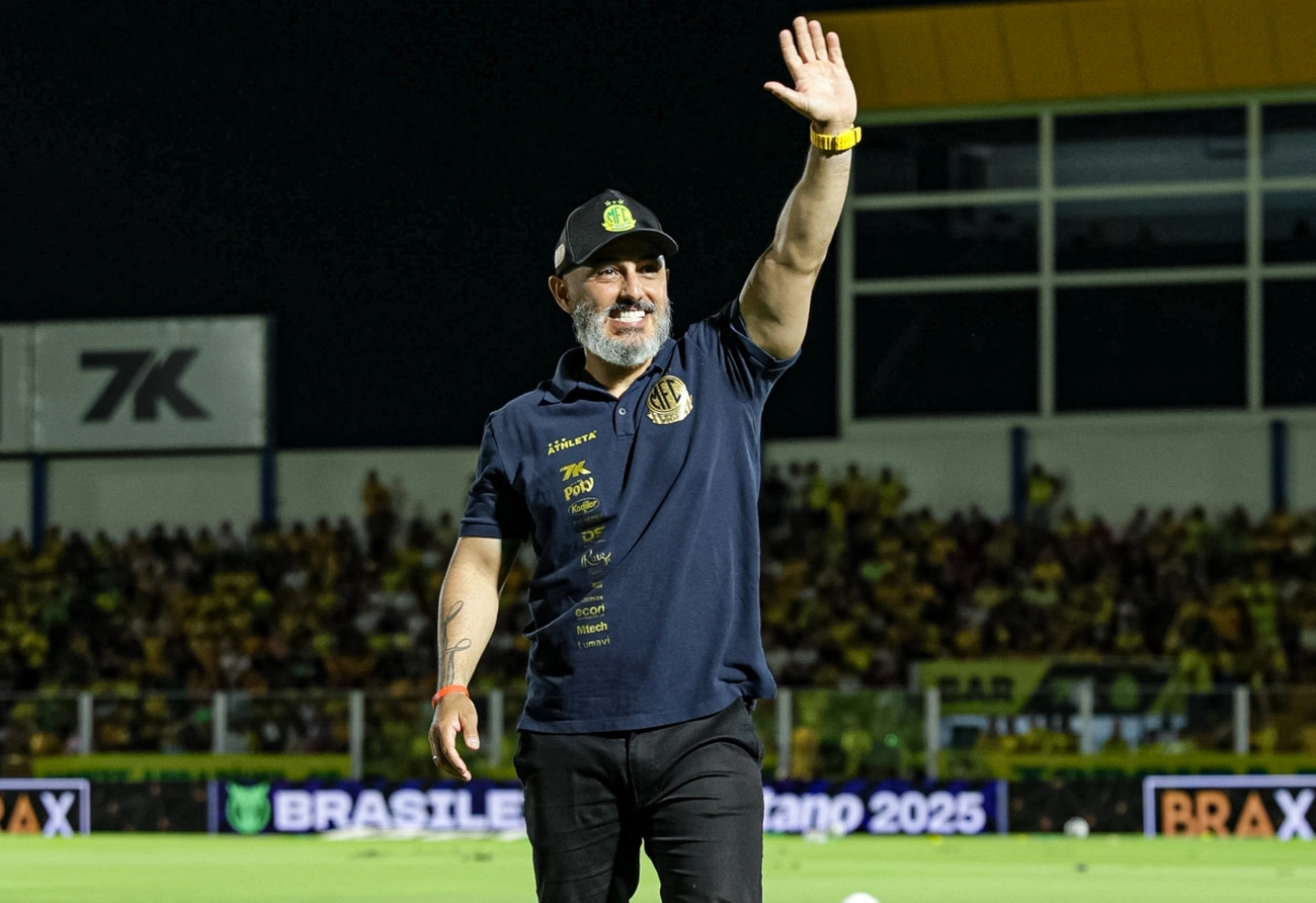 Bola de Prata: Rafael Guanaes é eleito o melhor técnico do Brasileirão