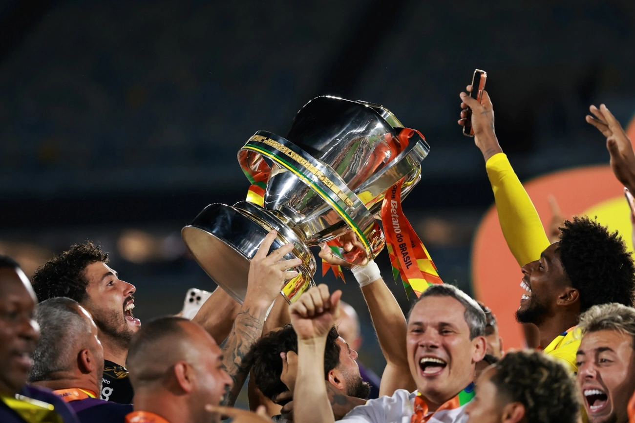 Corinthians conquista Copa do Brasil após 16 anos