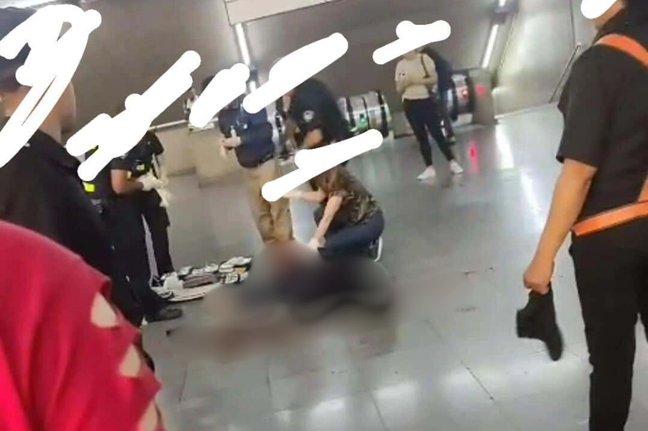 Briga no metrô: homem atinge passageiro e se esfaqueia na Estação Sé