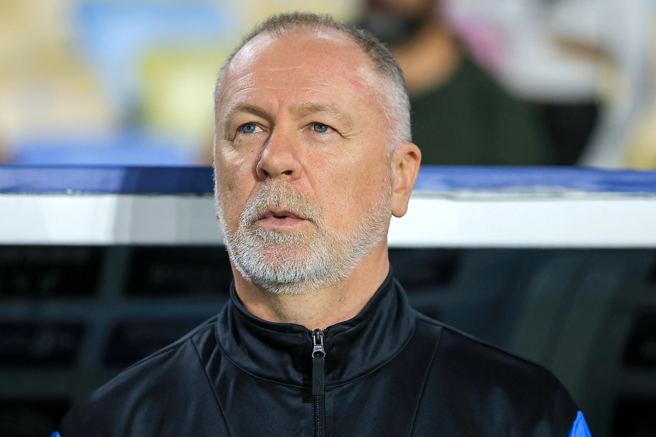 Mano Menezes anuncia saída do Grêmio