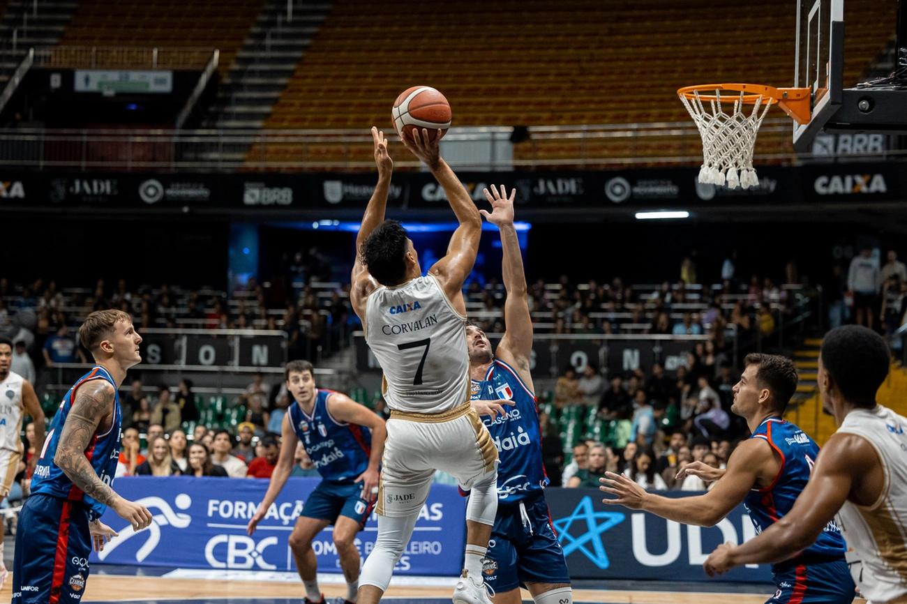 NBB: Brasília Basquete ultrapassa os 100 pontos e vence o Fortaleza
