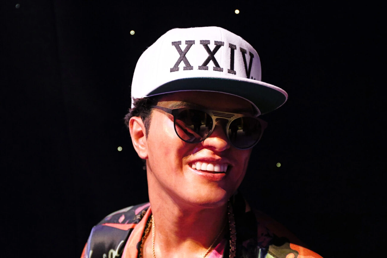Bruno Mars anuncia novo disco agora