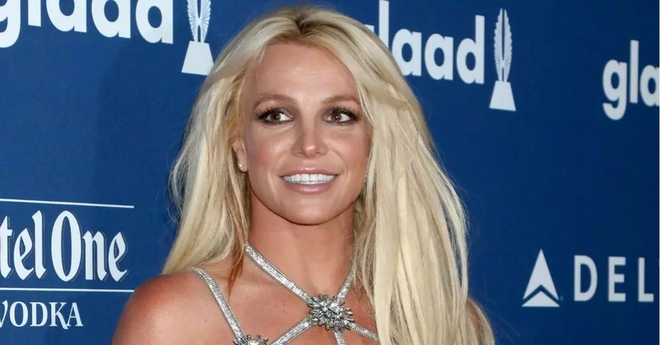 Britney Spears volta aos palcos em breve após 8 anos
