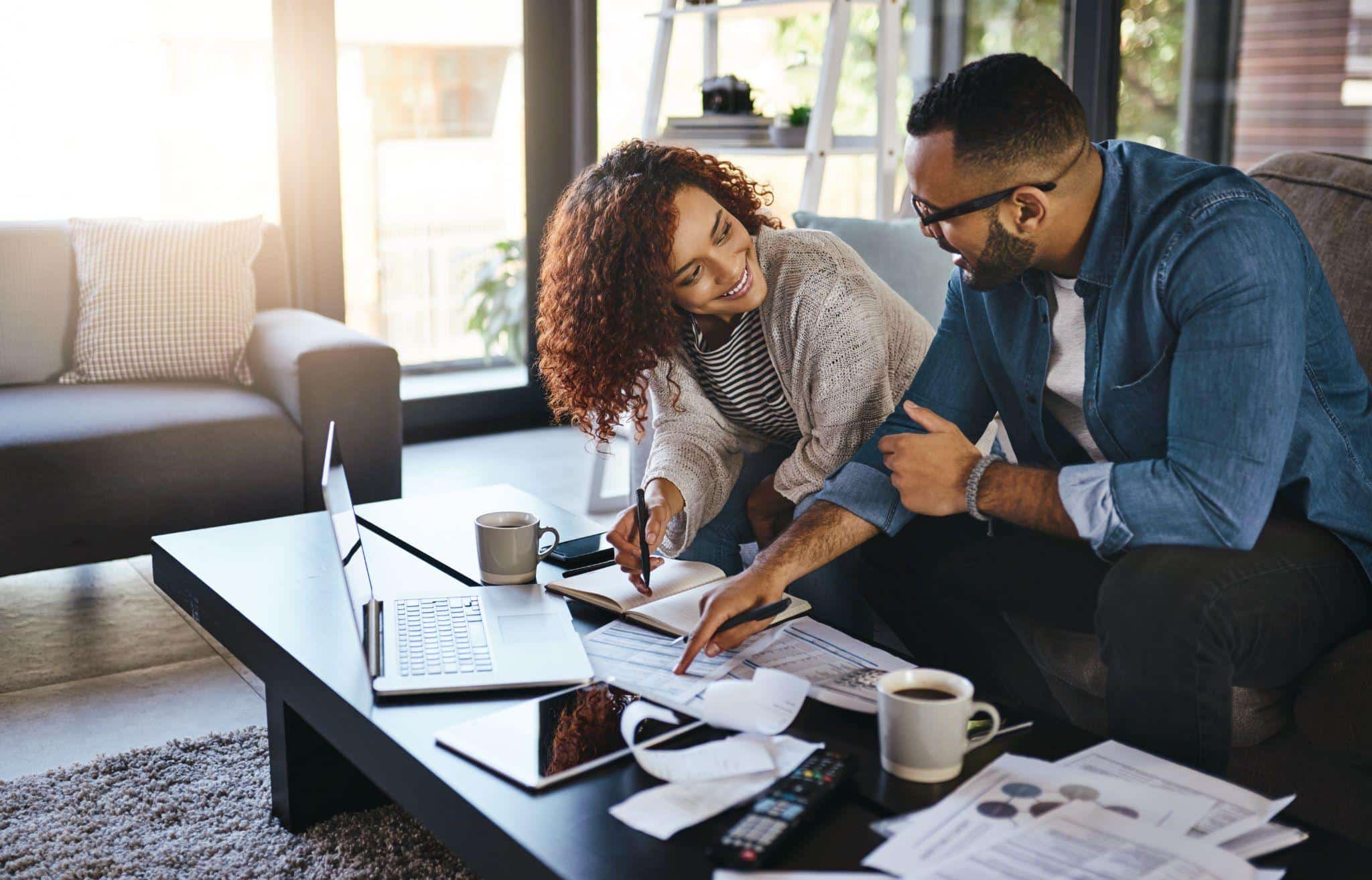 Savings strategies for couples in the US: How to plan together for a financial future