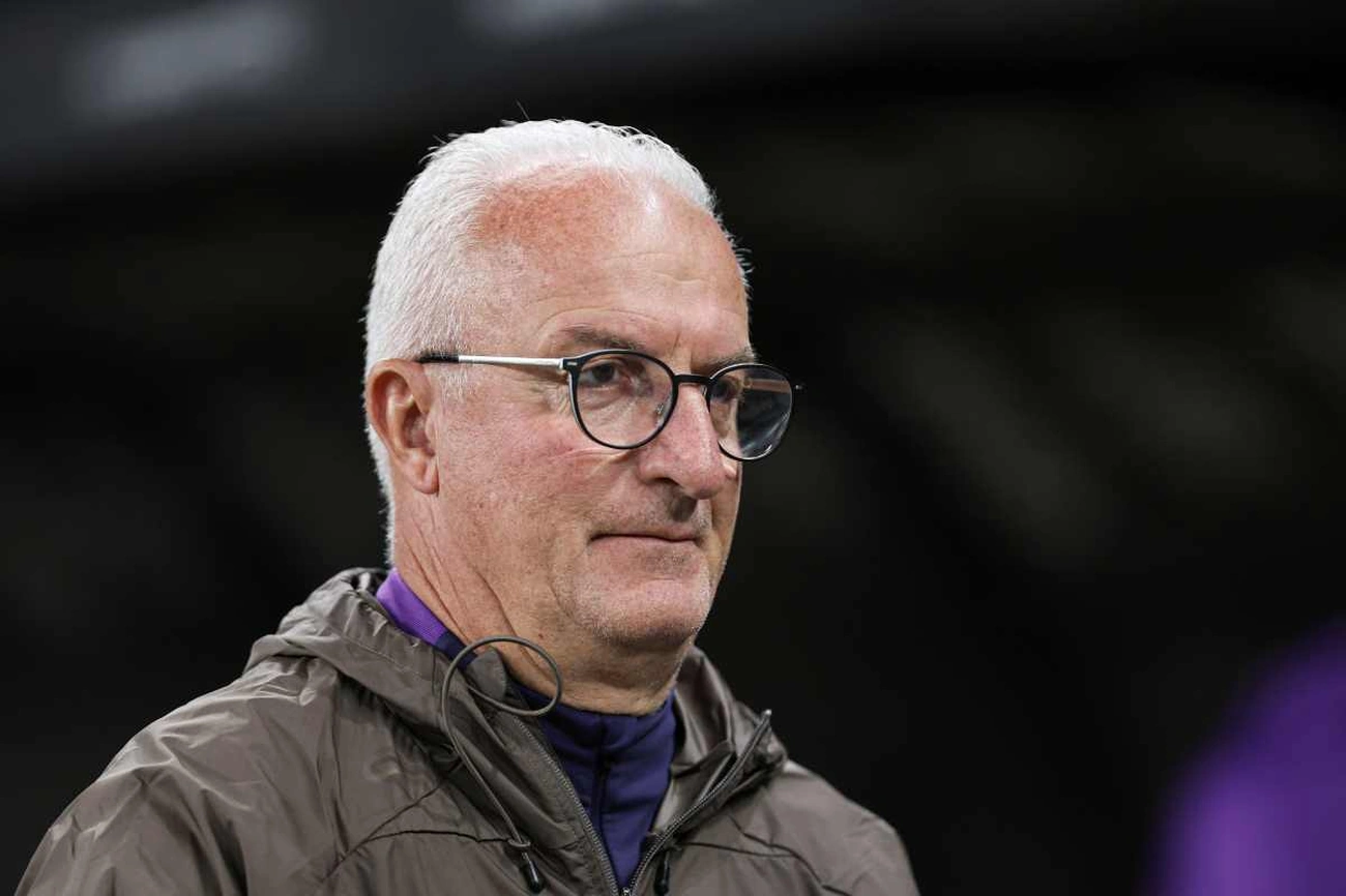 Dorival Júnior revela problemas no Corinthians em entrevista coletiva