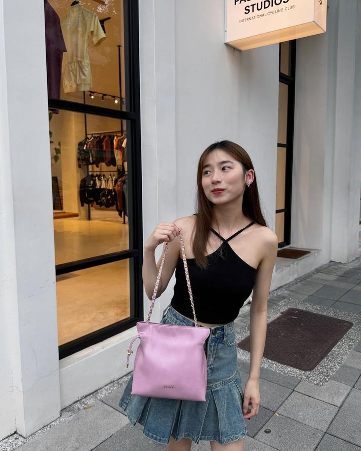 ★S'AIME 2WAY抓皺束口流浪包 巾着型 ショルダーバック/送料込 S'AIME 2WAY抓皺束口流浪包｜ S'AIME東京企劃