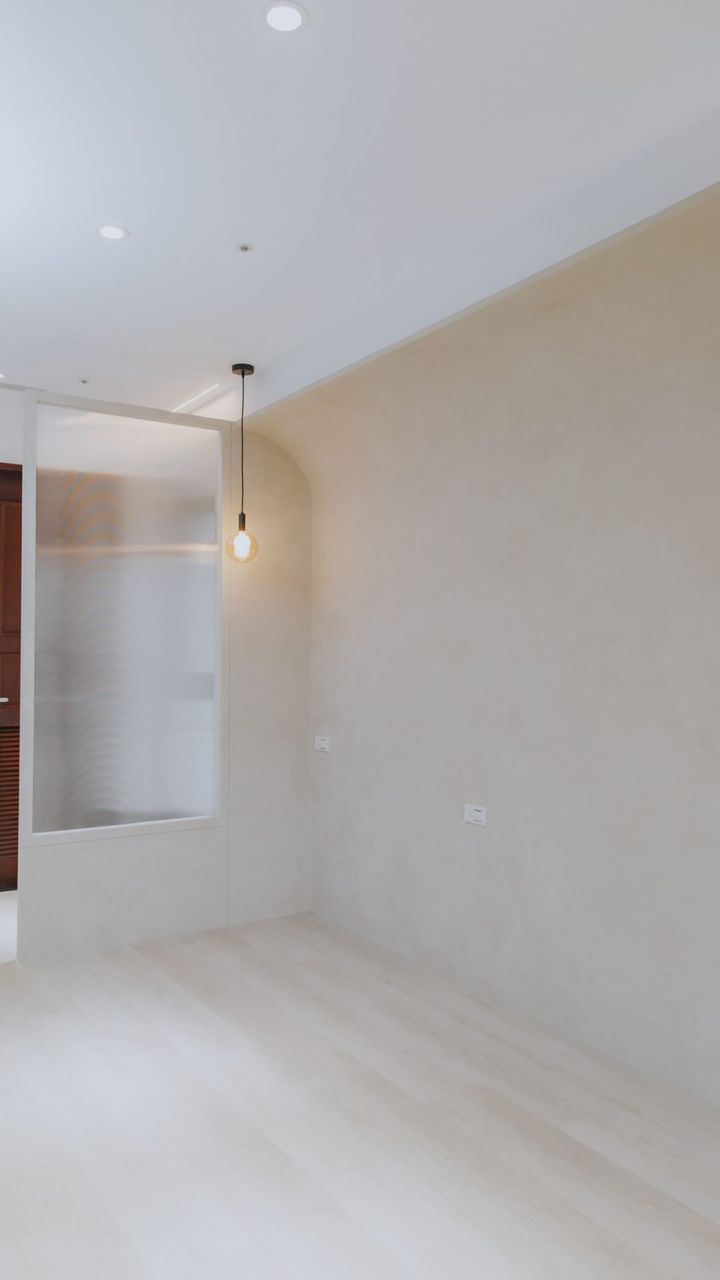 Anima 艾尼瑪消光霧絨灰泥