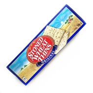 Red Oval Farms Crackers, Stoned Wheat Thins 300 g 1 Ea