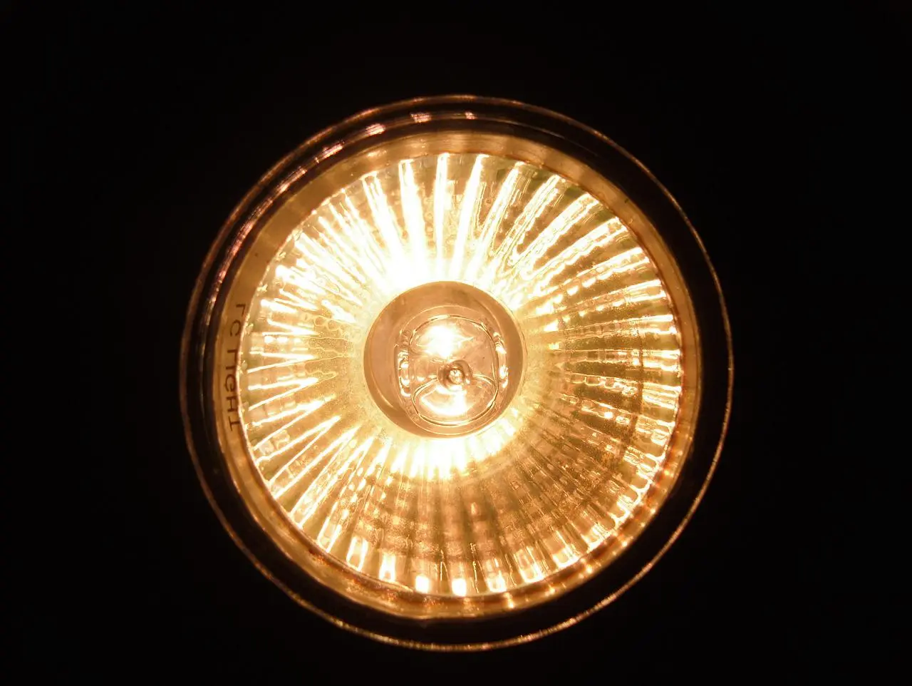 halogen led