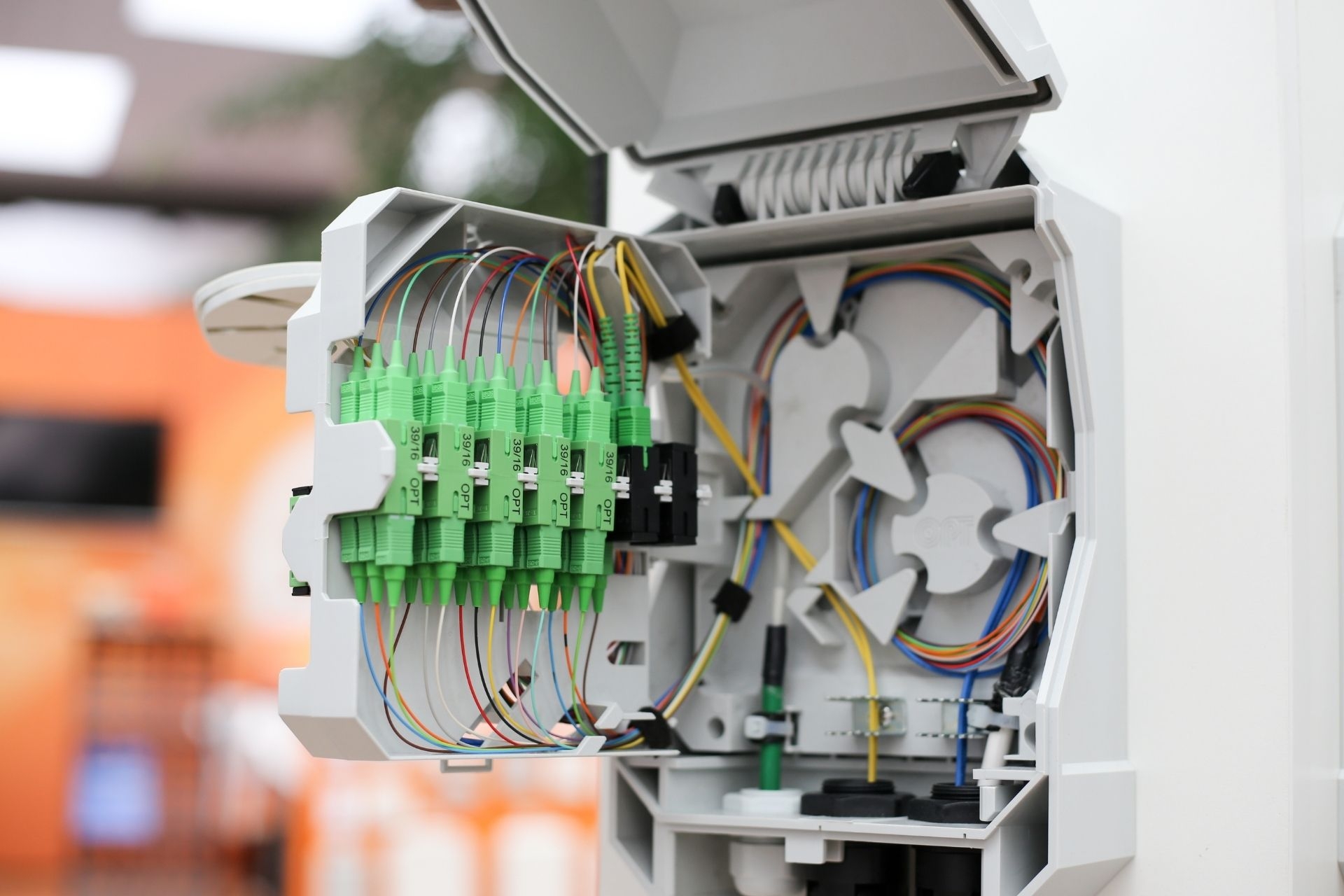 How does cloud computing impact the scalability of a network architecture?