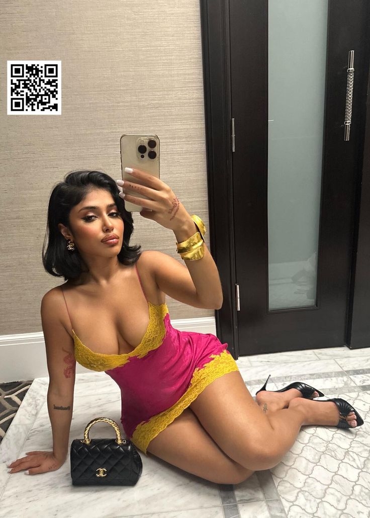 Divya  Singh