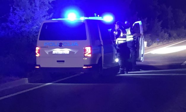 Uhićen muškarac koji je hladnim oružjem ranio muškarca na Grobnišćini, sukob kulminirao nakon što su dvojica stala s vozilima