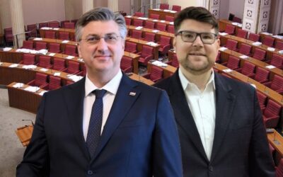 Rezultati izbora nakon trećine prebrojanih glasova: HDZ-u 65 mandata, Rijekama pravde 42, Domovinskom pokretu 13