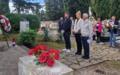 Izložbom i polaganjem vijenaca obilježen Dan oslobođenja Kastva